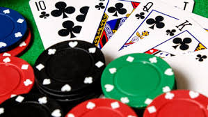 Aturan Penting Yang Harus Diikuti Saat Anda Berada Di Meja Poker